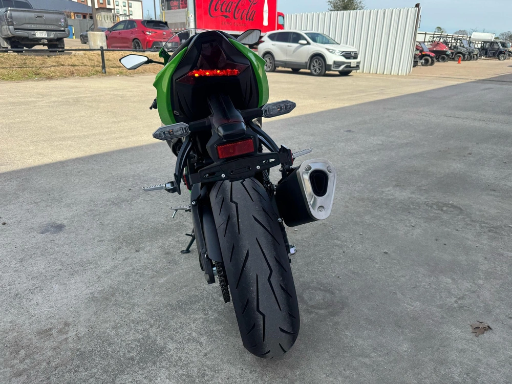 2026 Kawasaki Ninja® Zx™-6r Base Base alt