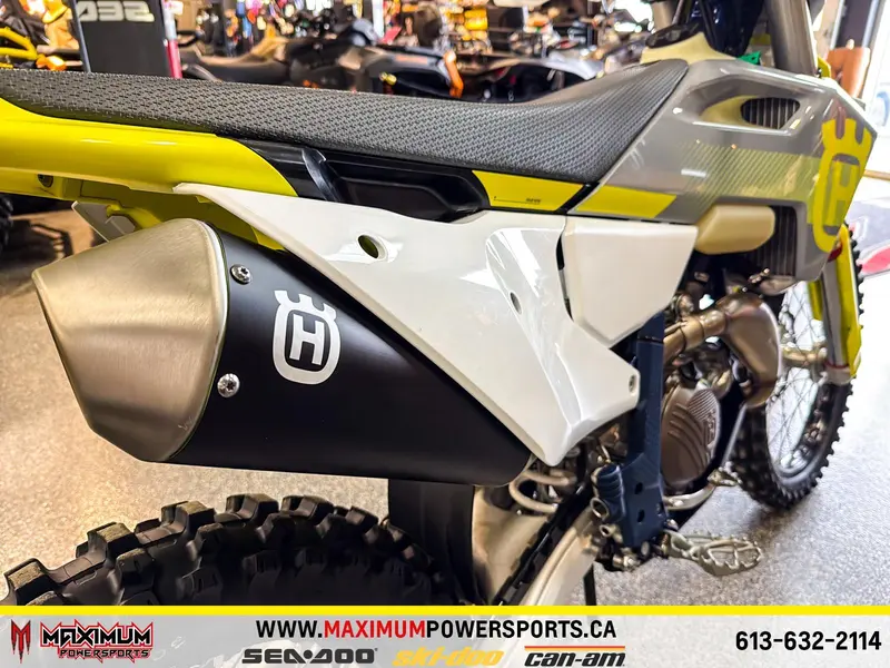 2024 Husqvarna FX 450 thumbnail 3
