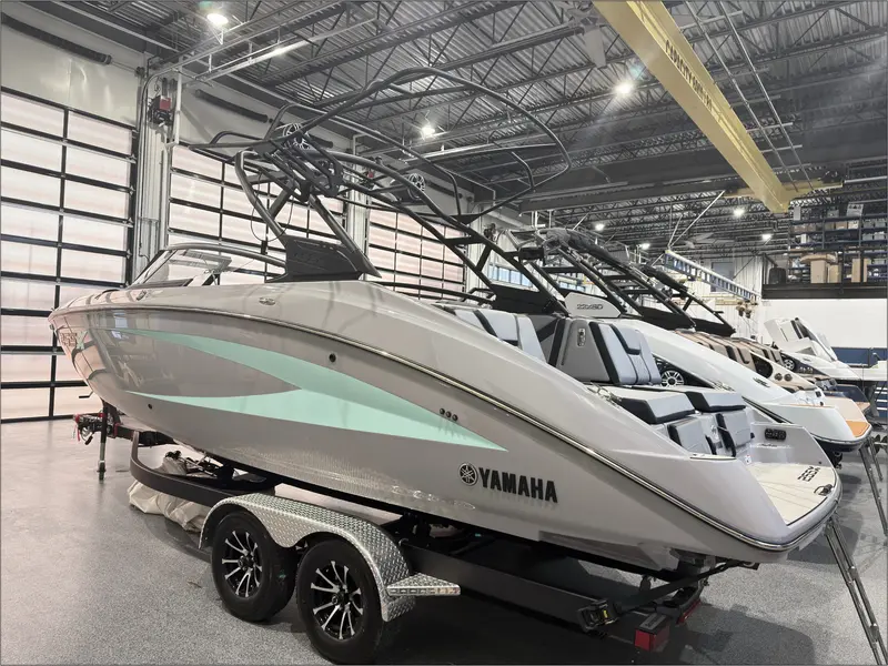 Yamaha 255XD 2026
