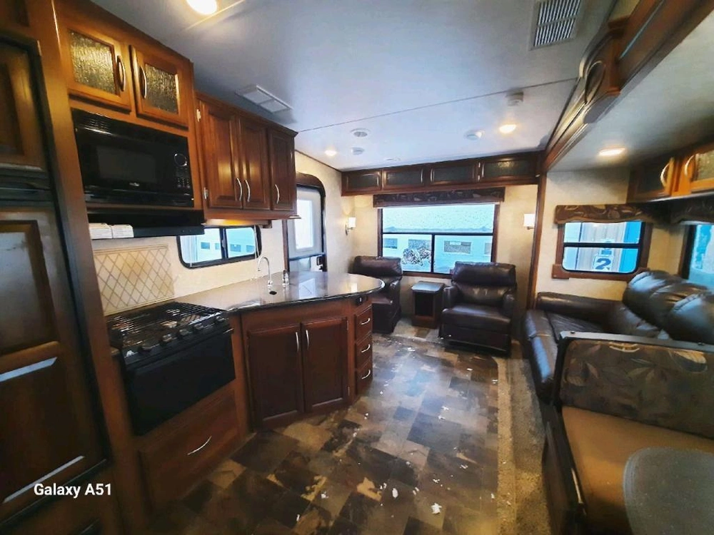 Crossroads Crusader 260rl 2015 alt