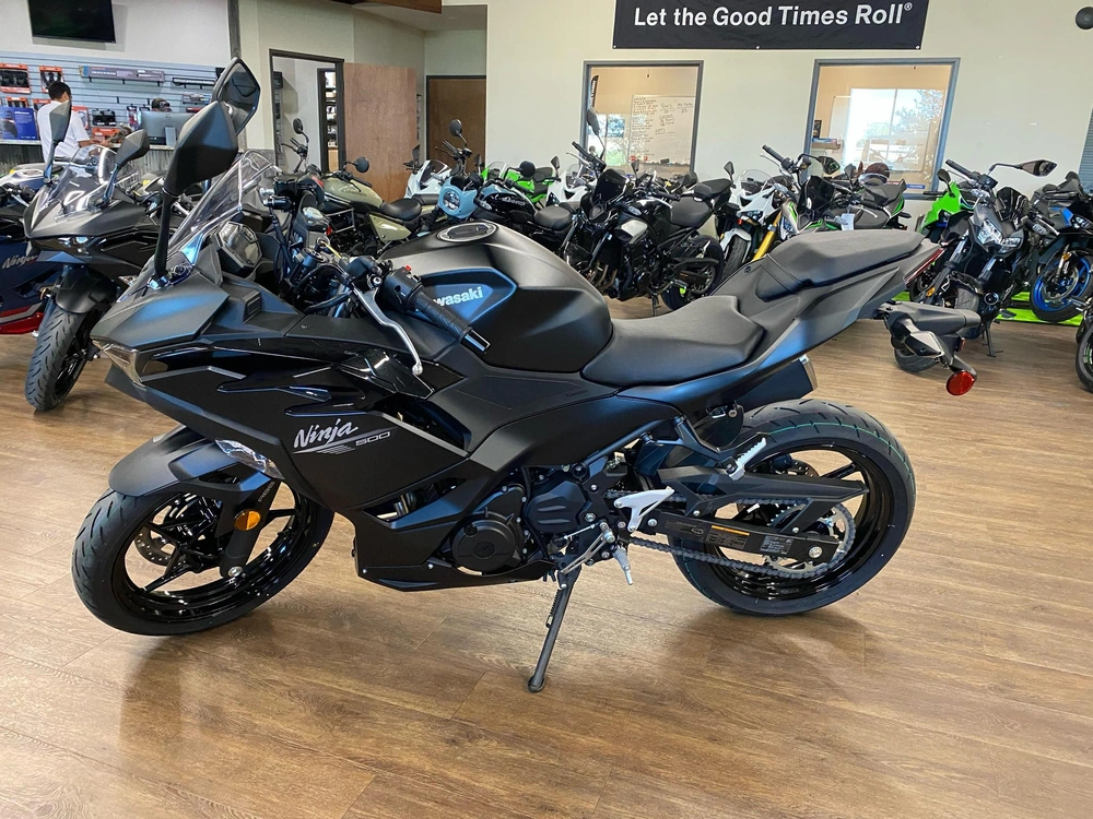 2026 Kawasaki Ninja 500 Abs Abs alt