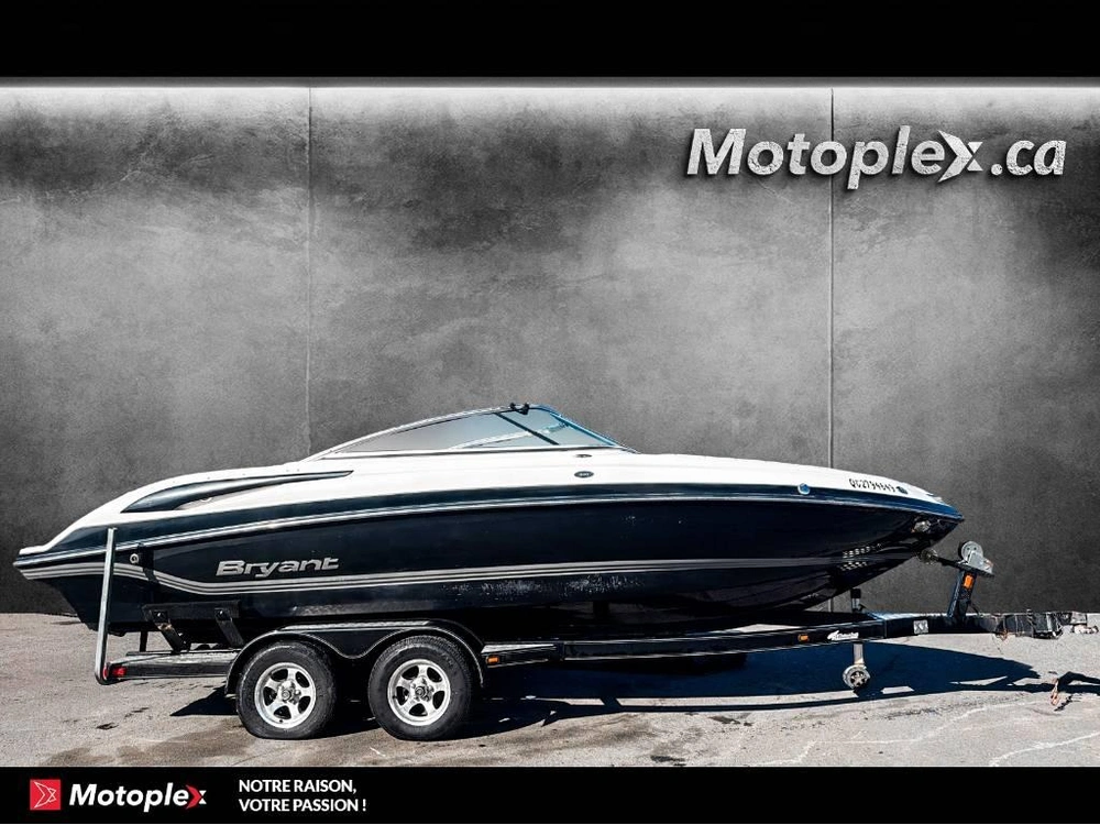 2010 Bryant 210 Br Open Deck alt