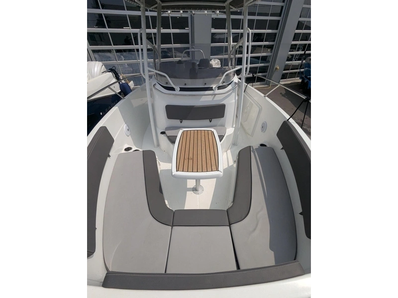 Jeanneau Leader 7.5 Cc 2020 alt