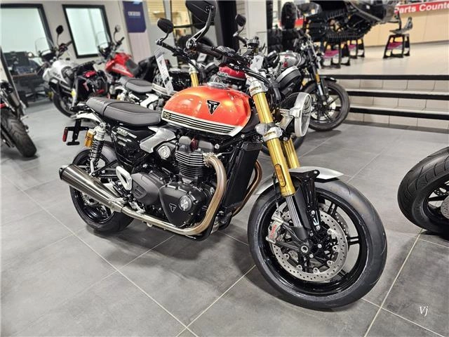 2026 Triumph Speed Twin 1200 Rs alt