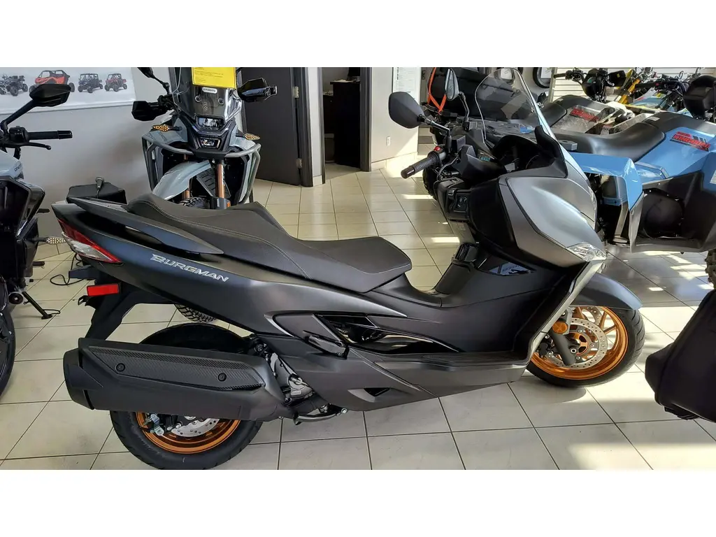 Suzuki Burgman 400  2026