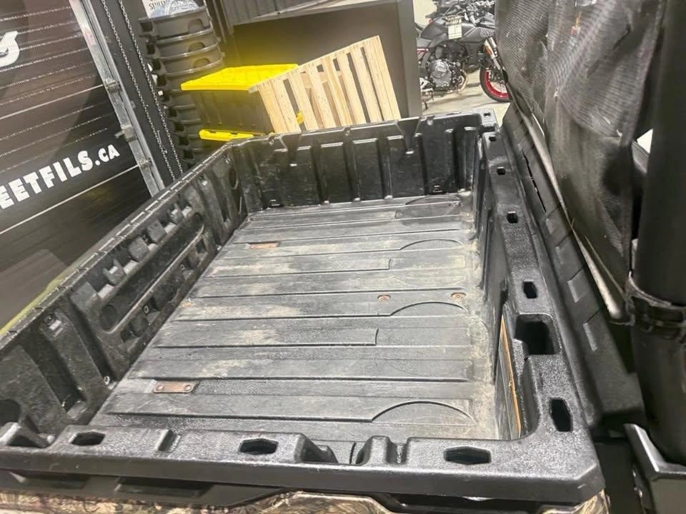 Can-am Defen Hd8 2016 alt