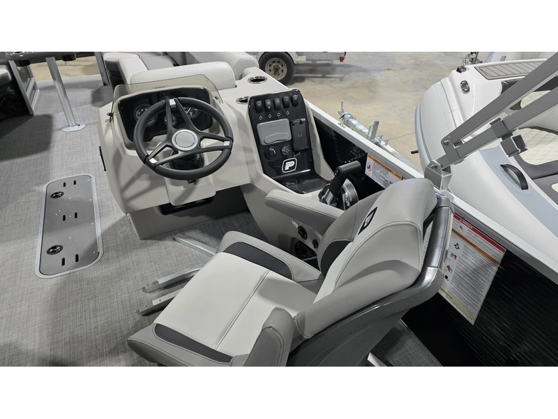 Princecraft Vectra 25 Rl 2025 alt