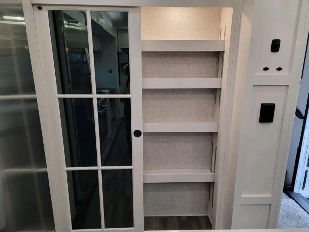 Jayco North Point 310rlts 2025 alt