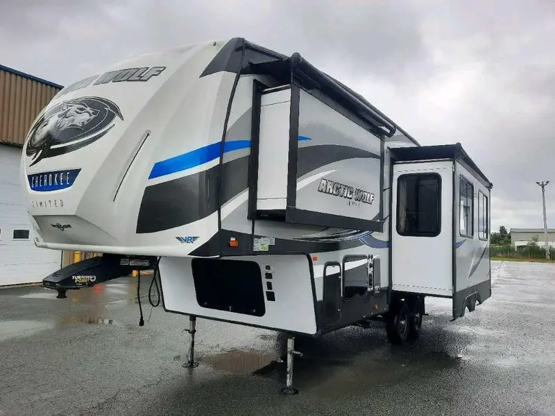 2019 Cherokee Arctic Wolf 265BHD thumbnail 11