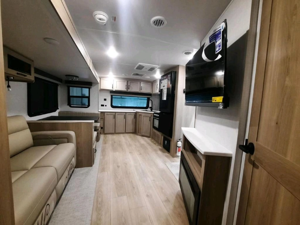 Flagstaff Superlite 26fkbs 2025 alt