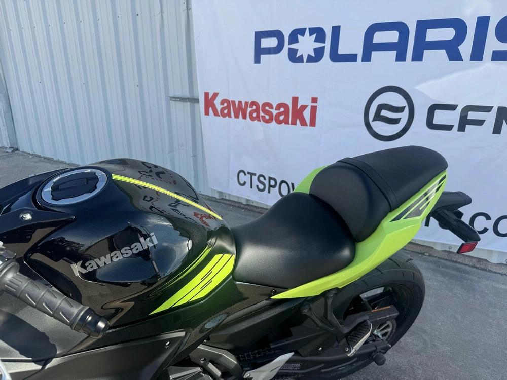 2026 Kawasaki Ninja® 650 Abs Abs alt