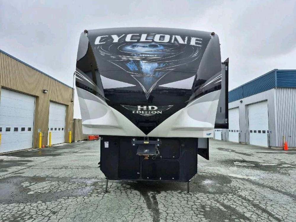 Heartland Cyclone 4101 2020 alt