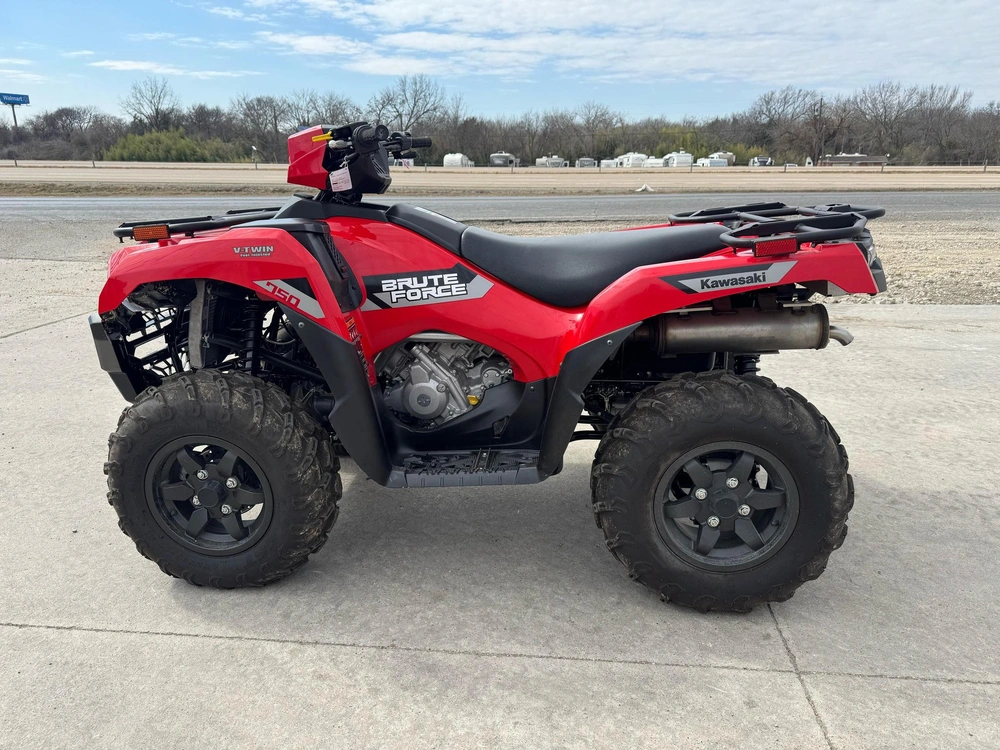 2026 Kawasaki Brute Force�� 750 750 alt