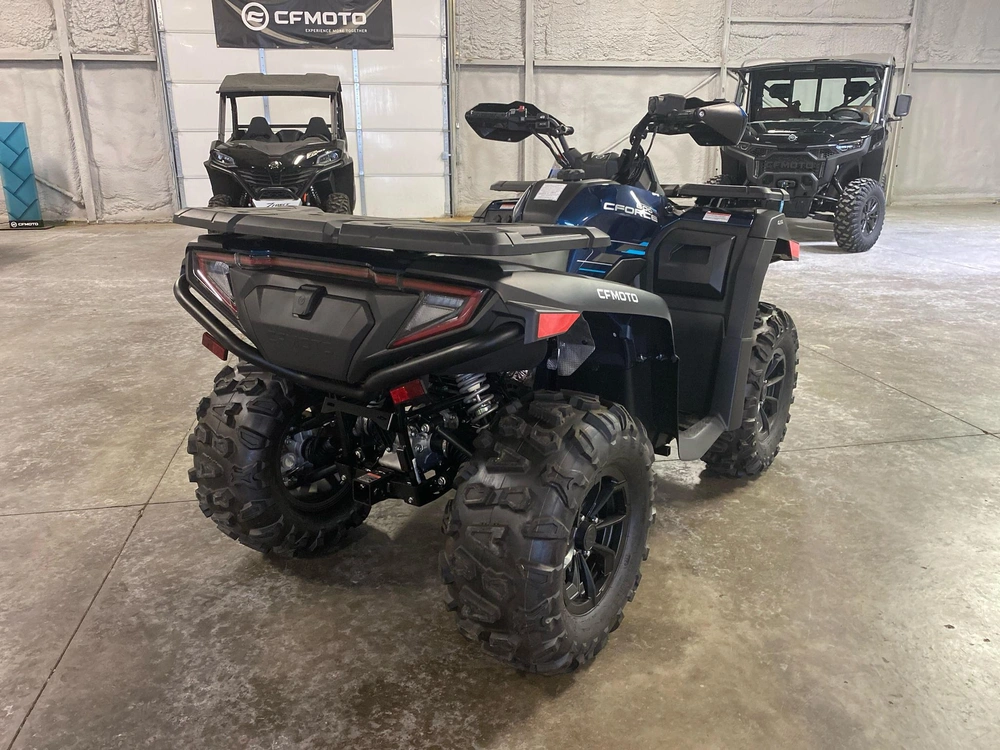 2025 Cfmoto Cforce 600 alt