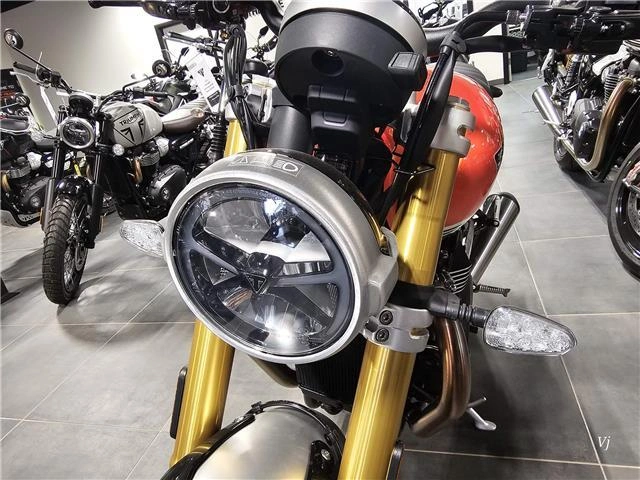 2026 Triumph Speed Twin 1200 Rs alt