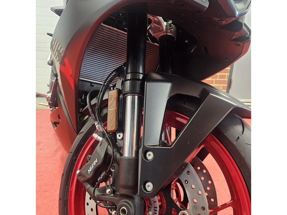 2026 Suzuki Gsx 8r alt