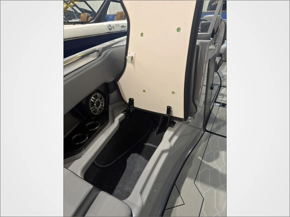 2026 Yamaha 255xd $3,000 Rebate alt