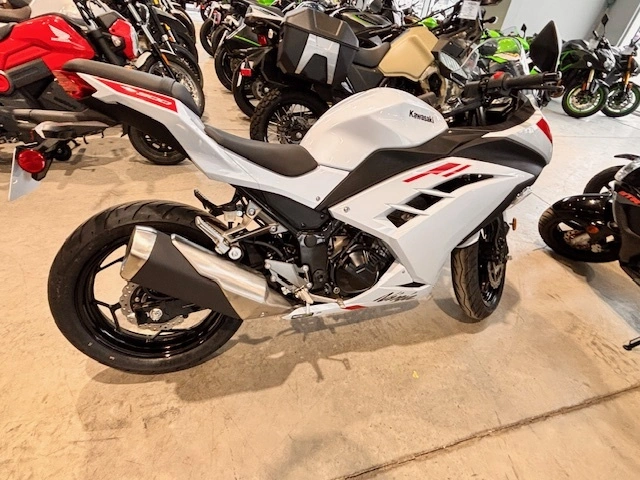 2026 Kawasaki Ninja 300 Ex300 Ex Ninja 300 alt