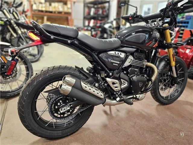 2026 Triumph Scrambler 400 Xc alt