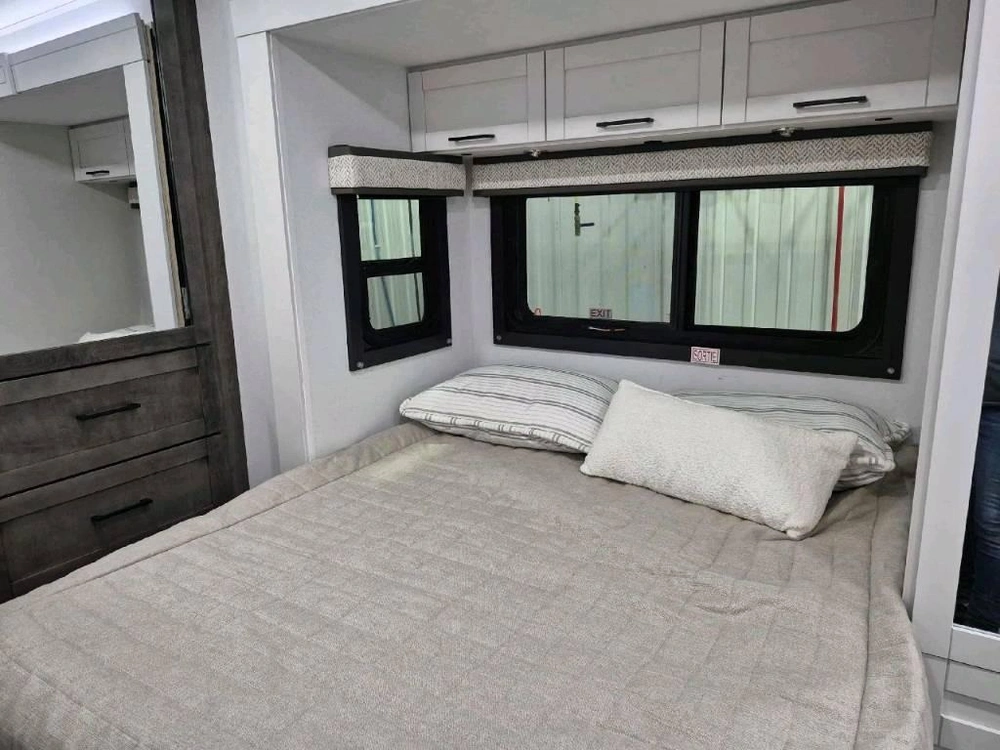 Jayco Redhawk 24b 2026 alt