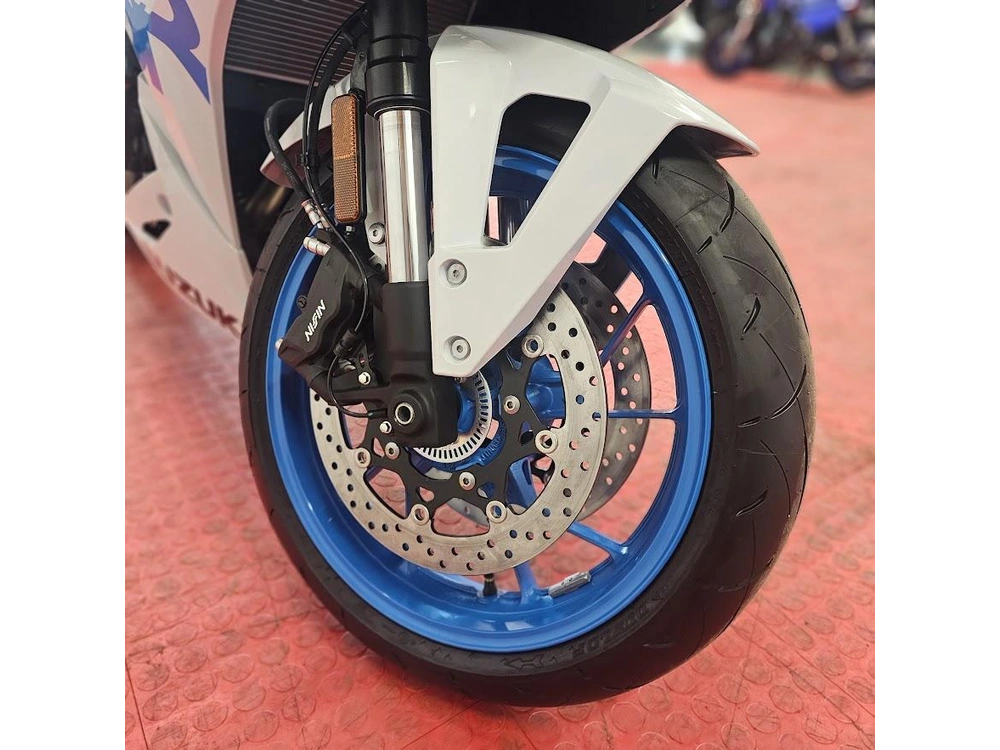 2026 Suzuki Gsx 8r alt