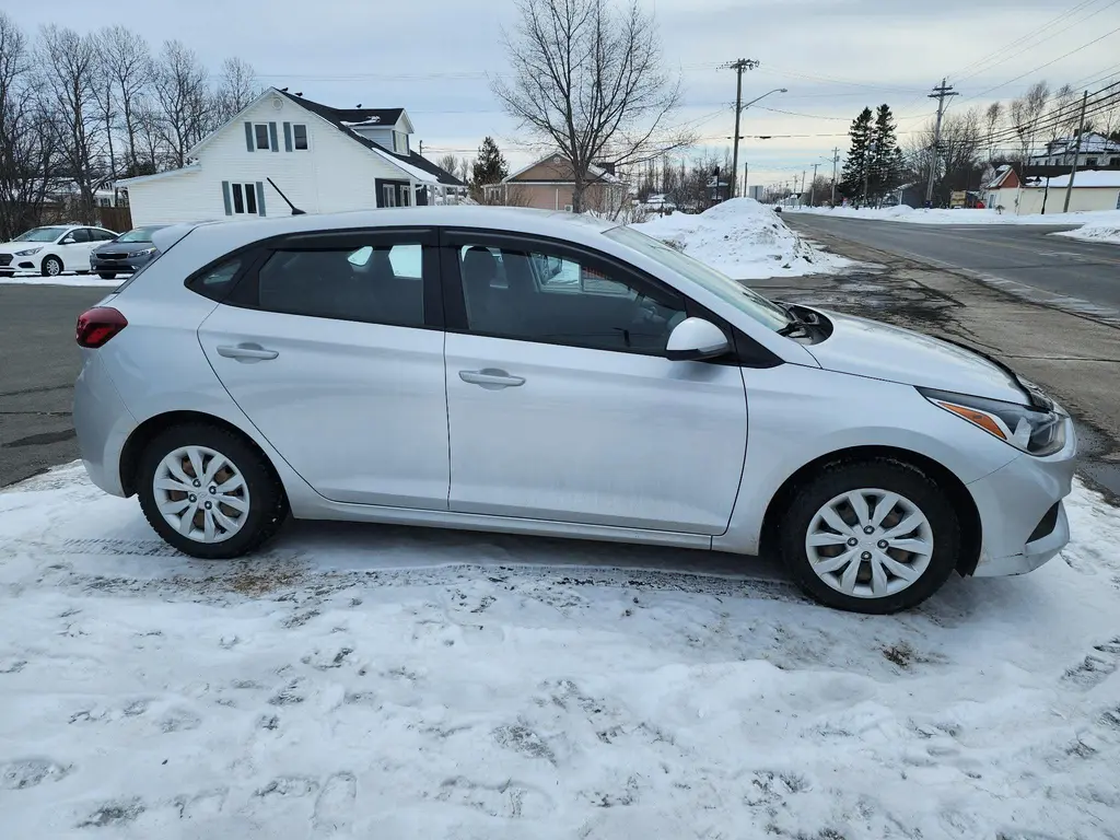 2020 Hyundai Accent - SE