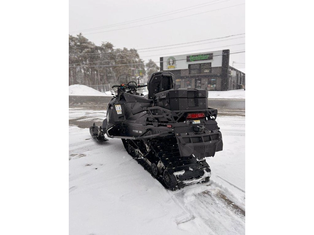 Polaris Titan 800 2018 alt