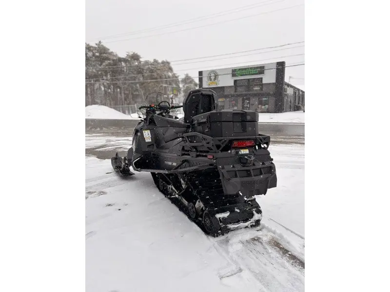 Polaris Titan 800 2018 alt