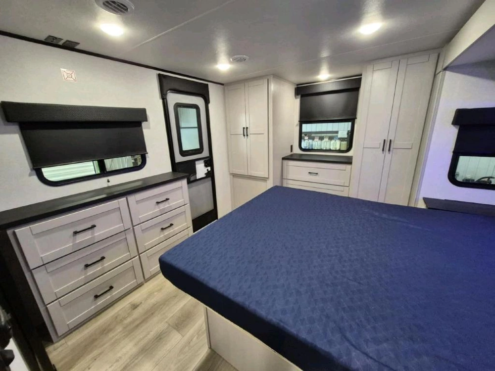 Jayco Jay Feather 26fk 2026 alt