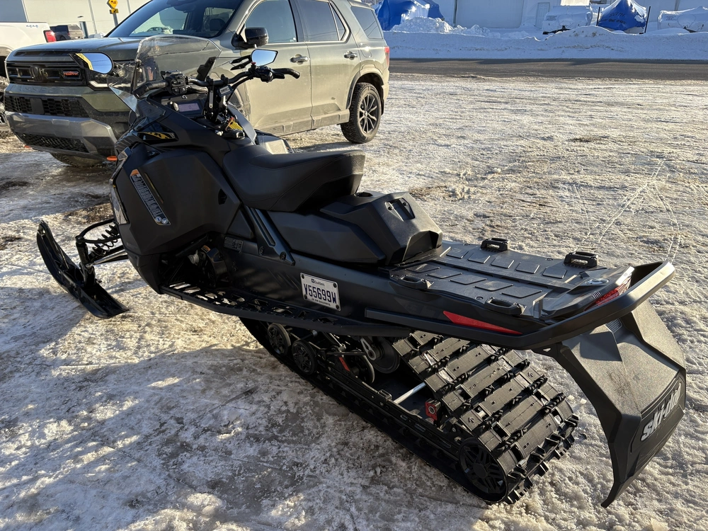 2025 Ski-doo Renegade 900 Ace alt