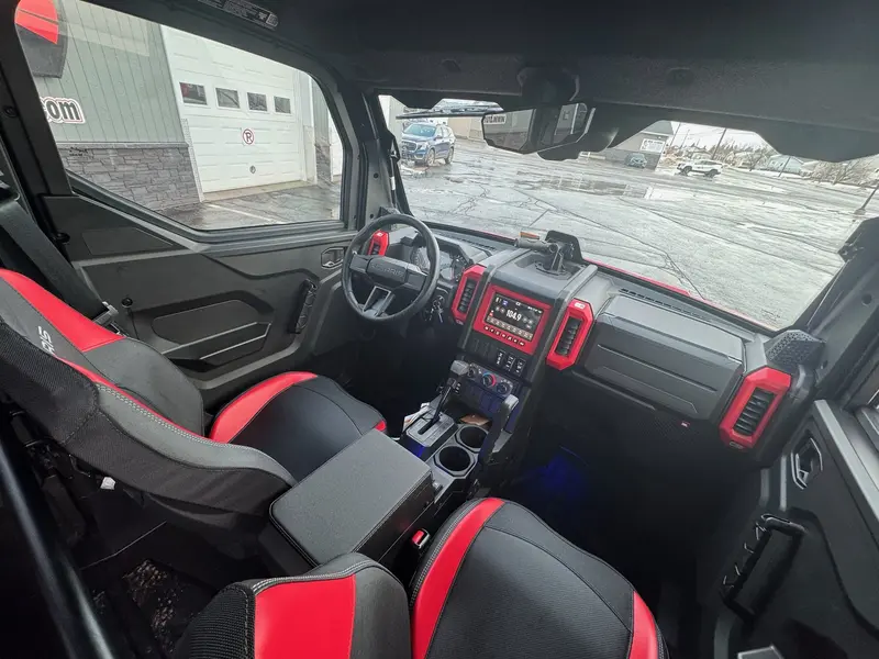 Polaris XPEDITION 1000 XP 5 NORTHSTAR PERFORMANCE RED 2026