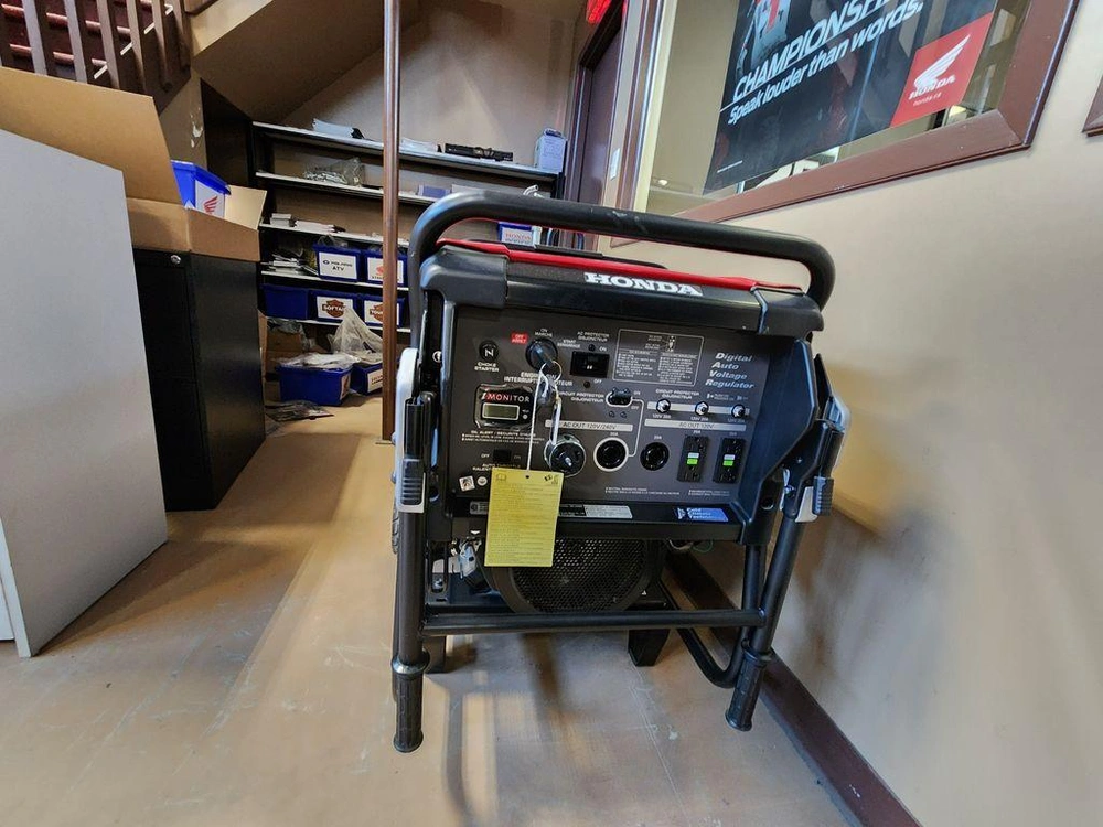 2025 Honda Eb10000c1 ** alt