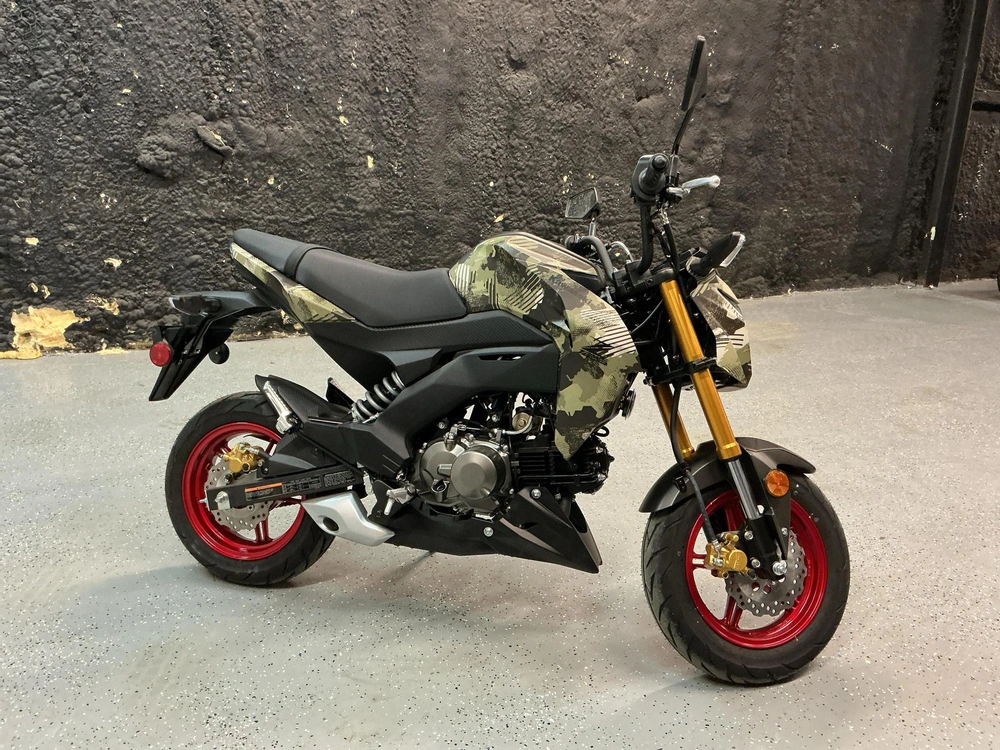 2025 Kawasaki Z125 Pro Base alt