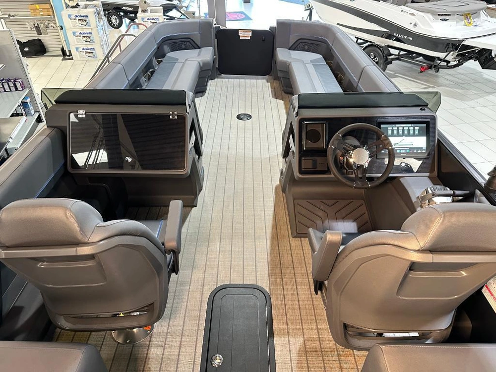 Manitou 26 Explore Navigator Max 2024 alt