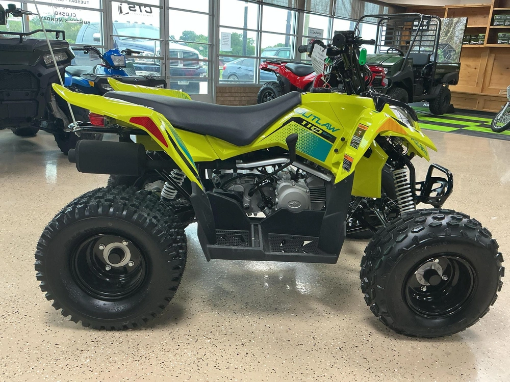 2026 Polaris Outlaw 110 Lime Squeeze 110 Efi 110 Efi alt