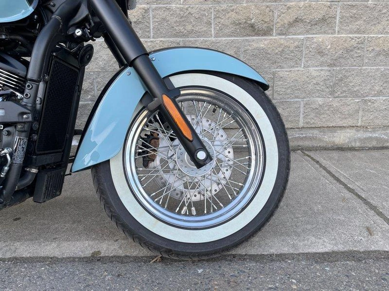 2025 Kawasaki Vulcan 900 Classic alt