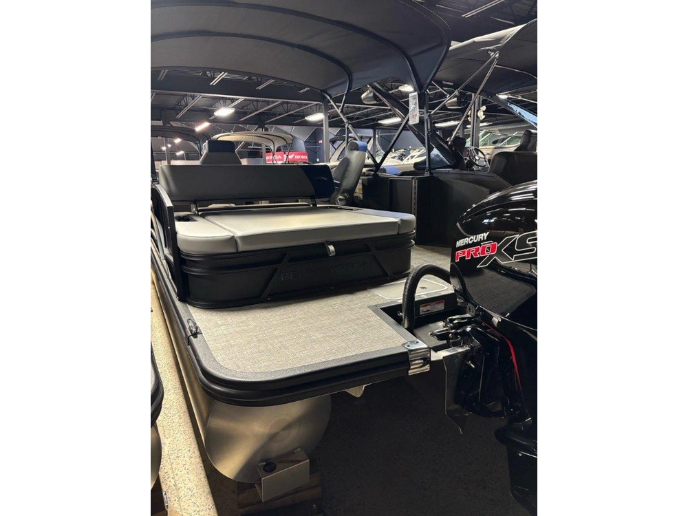 Bennington Marine Bennington 22ssbsr 2025 2025 alt