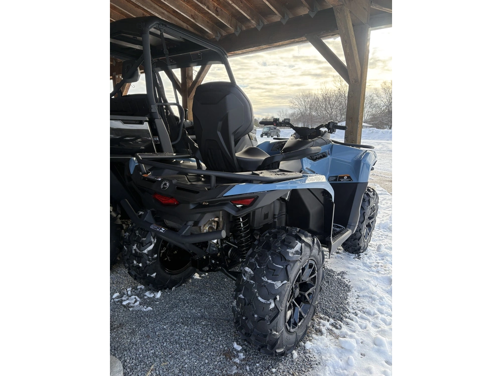 2026 Can-am Out Max Xt 700 alt