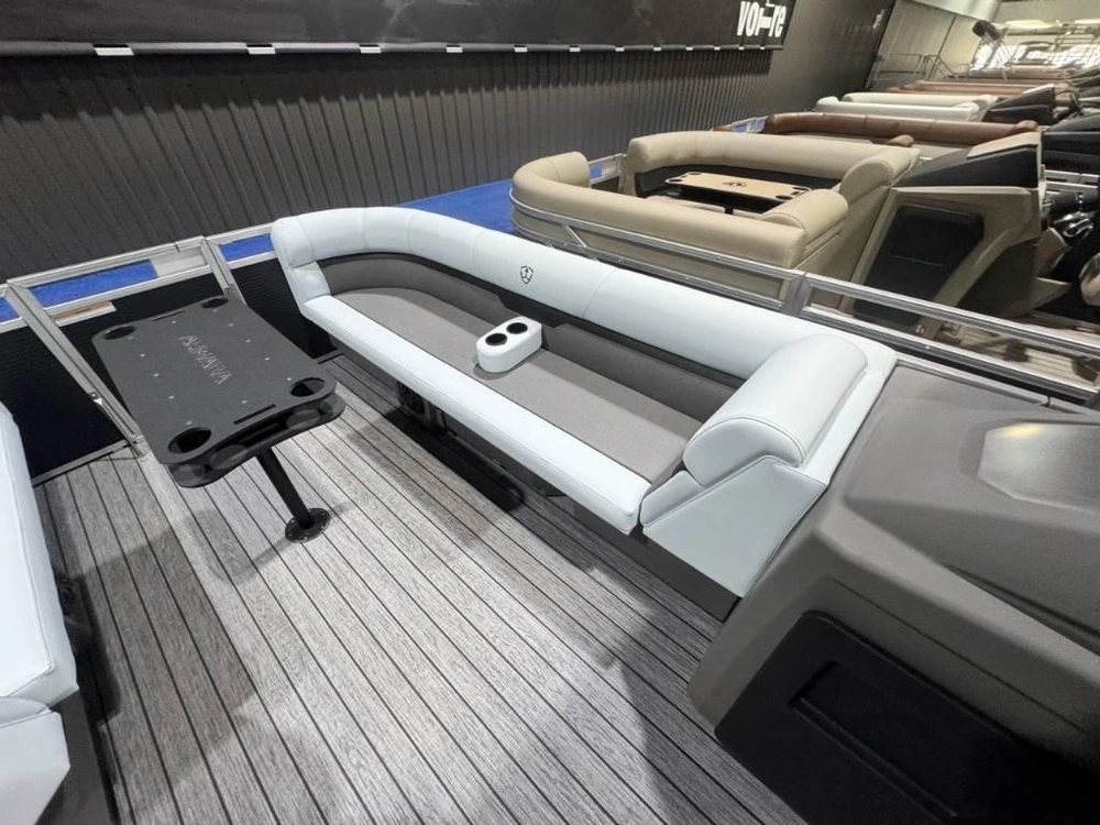 2026 Armada Saphir 23sb alt