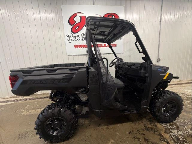 2025 Polaris Ranger 1000 Premium Gray alt