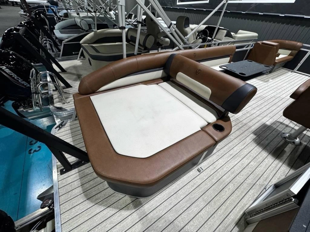 2026 Armada Saphir 23sb alt