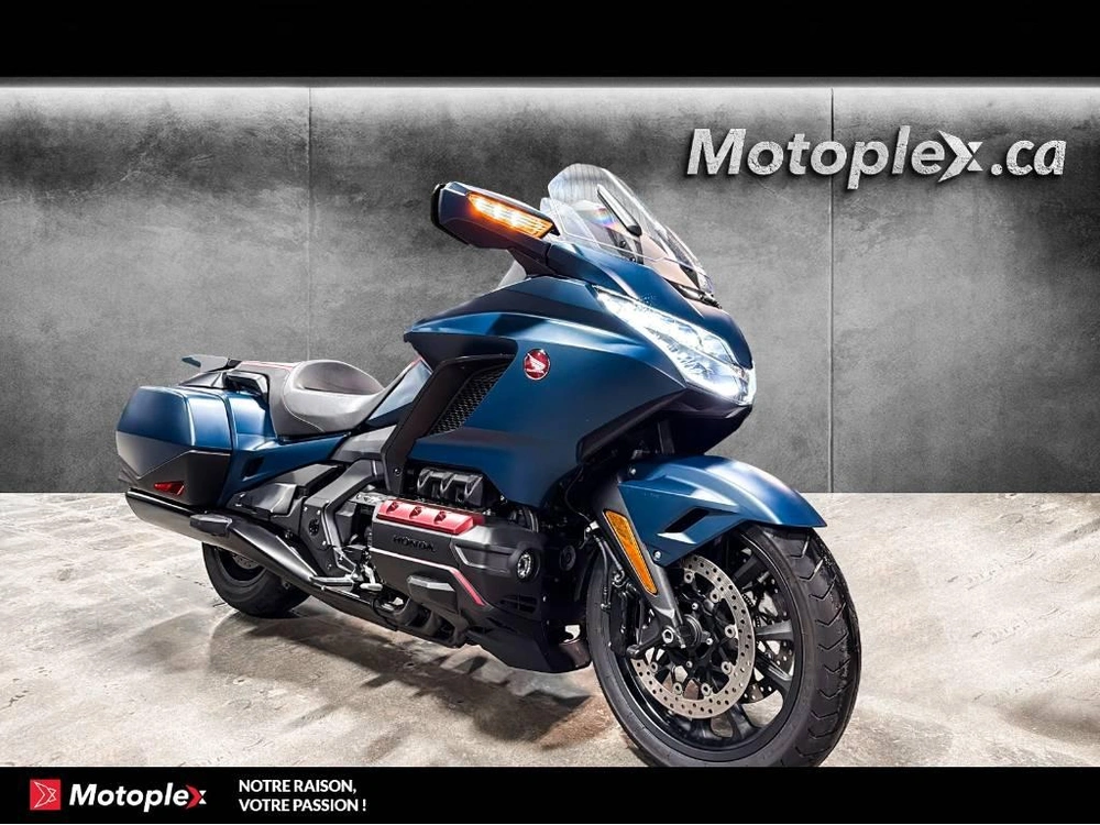 Honda Goldwing Bagger 2022 alt