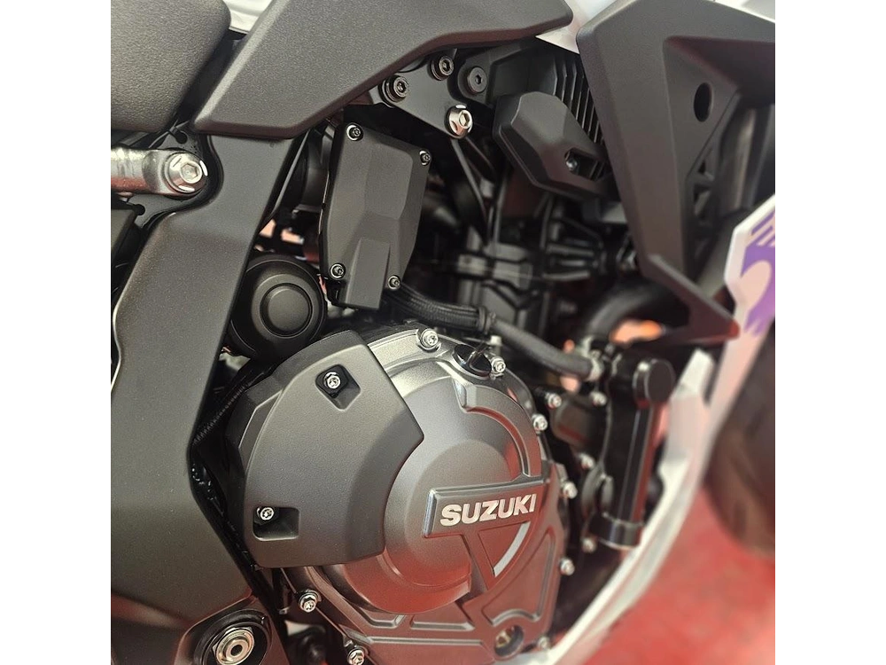 2026 Suzuki Gsx 8r alt