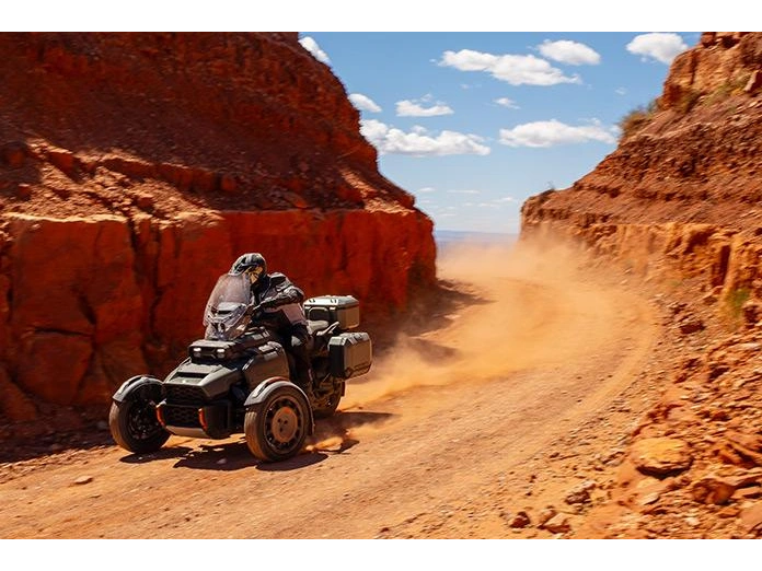 Can-am Canyon Redrock 2025 alt