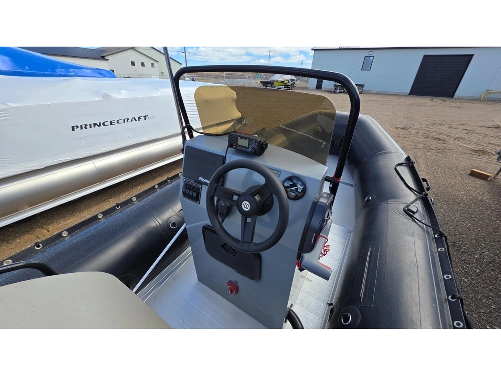 Achilles Su-18 2024 alt