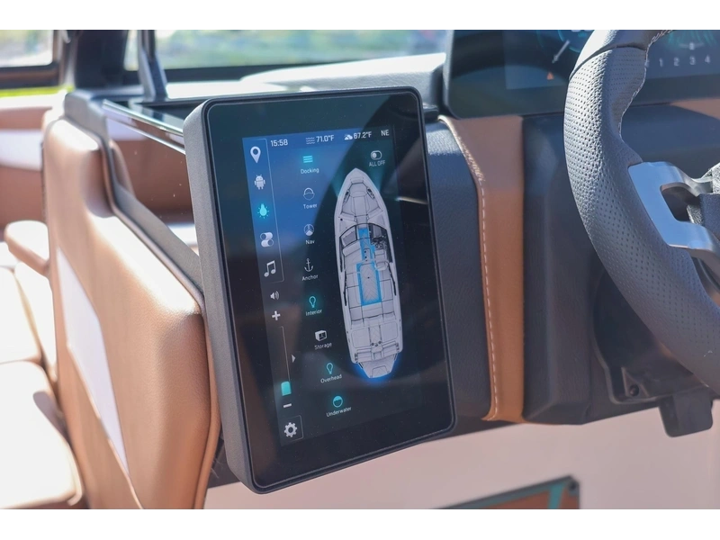 2026 Malibu 23 Lsv alt