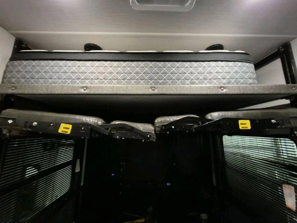 Heartland Cyclone 4101 2020 alt