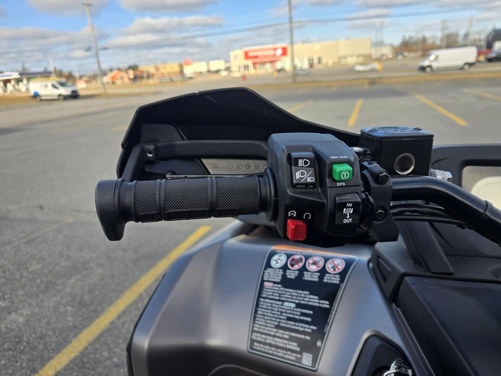 2025 Brp Outlander Max Xt 850 alt