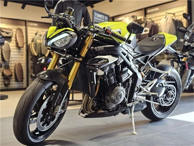 2026 Triumph Speed Triple 1200 Rx alt