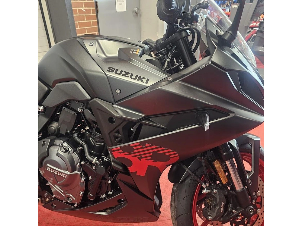 2026 Suzuki Gsx 8r alt